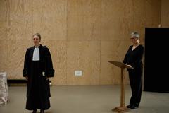 La scène du tribunal — photo 5